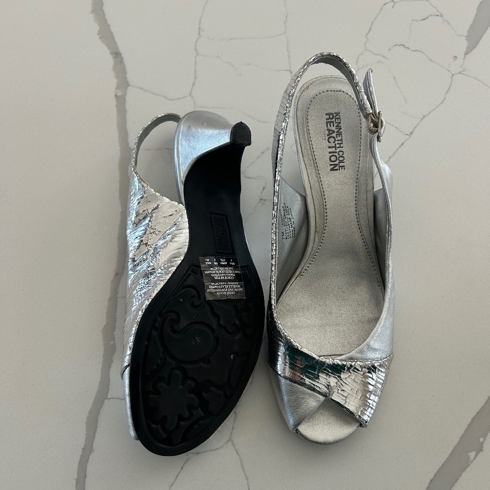 Kenneth Cole Reaction heels SIZE 7
